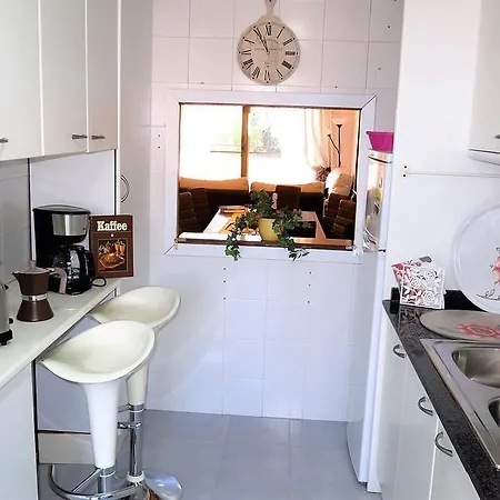 Apartment Claire Seaview & Beach-apartment Montgat