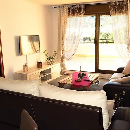 Claire Seaview & Beach-apartment Montgat