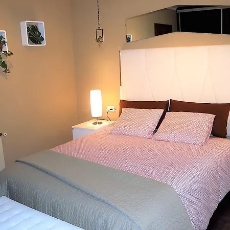 Apartment Claire Seaview & Beach-apartment