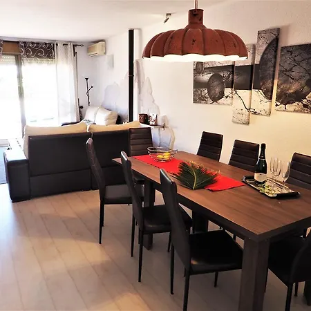 Claire Seaview & Beach-apartment Montgat