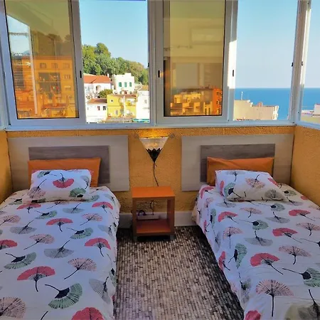 Claire Seaview & Beach-apartment Apartment