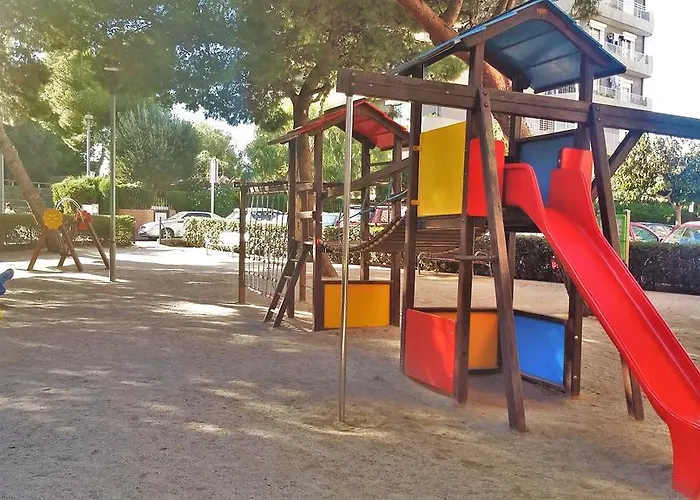 Claire Seaview & Beach-apartment דירה