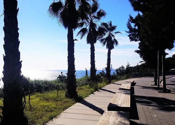 Claire Seaview & Beach-apartment *